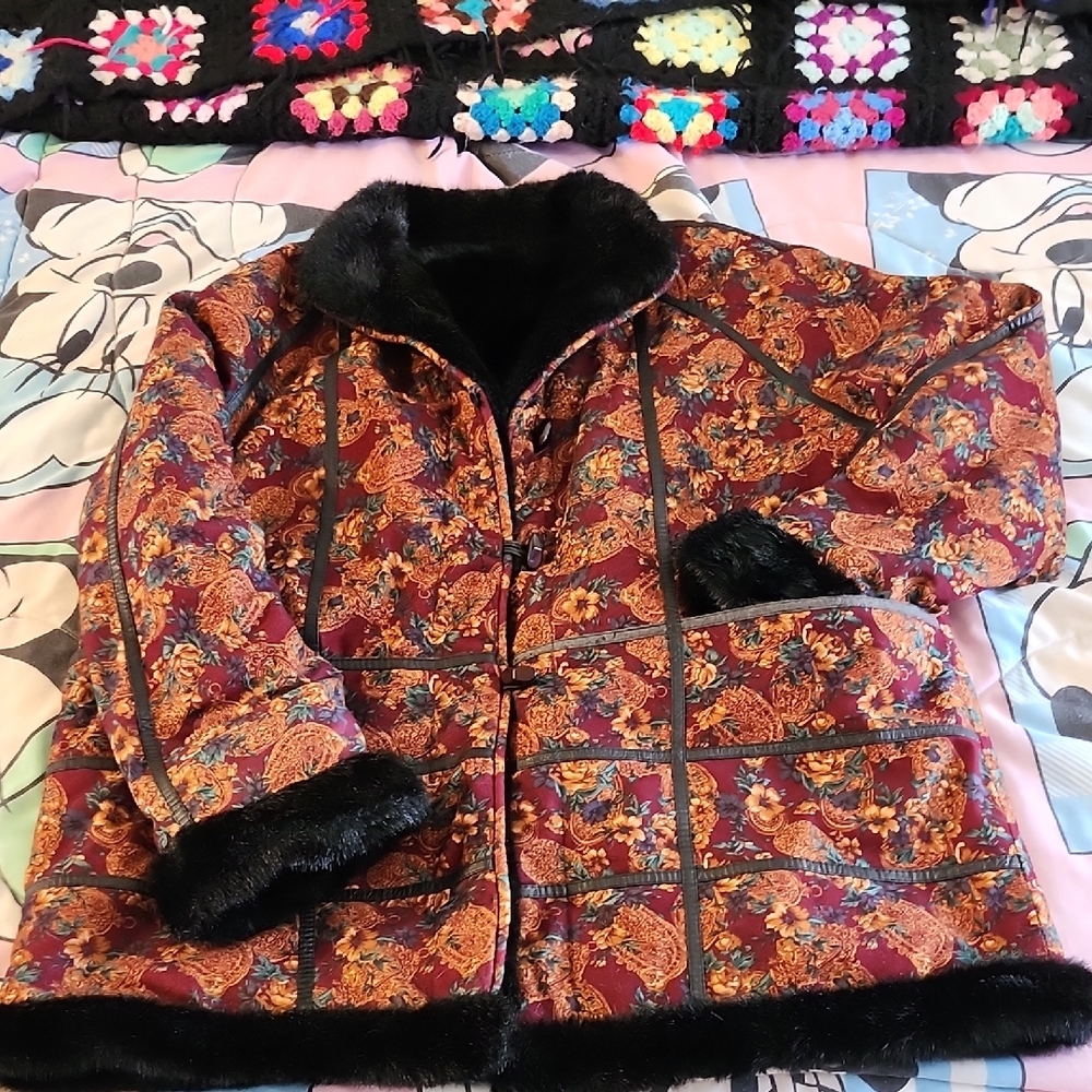 Women's Multicolor Patterned Jacket with Black Trim